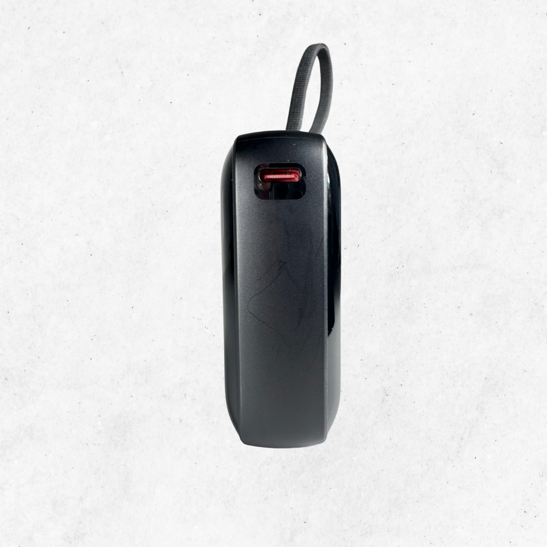 Banco de energía IONIK Mini 1 | 35 w | 10,000 Mah